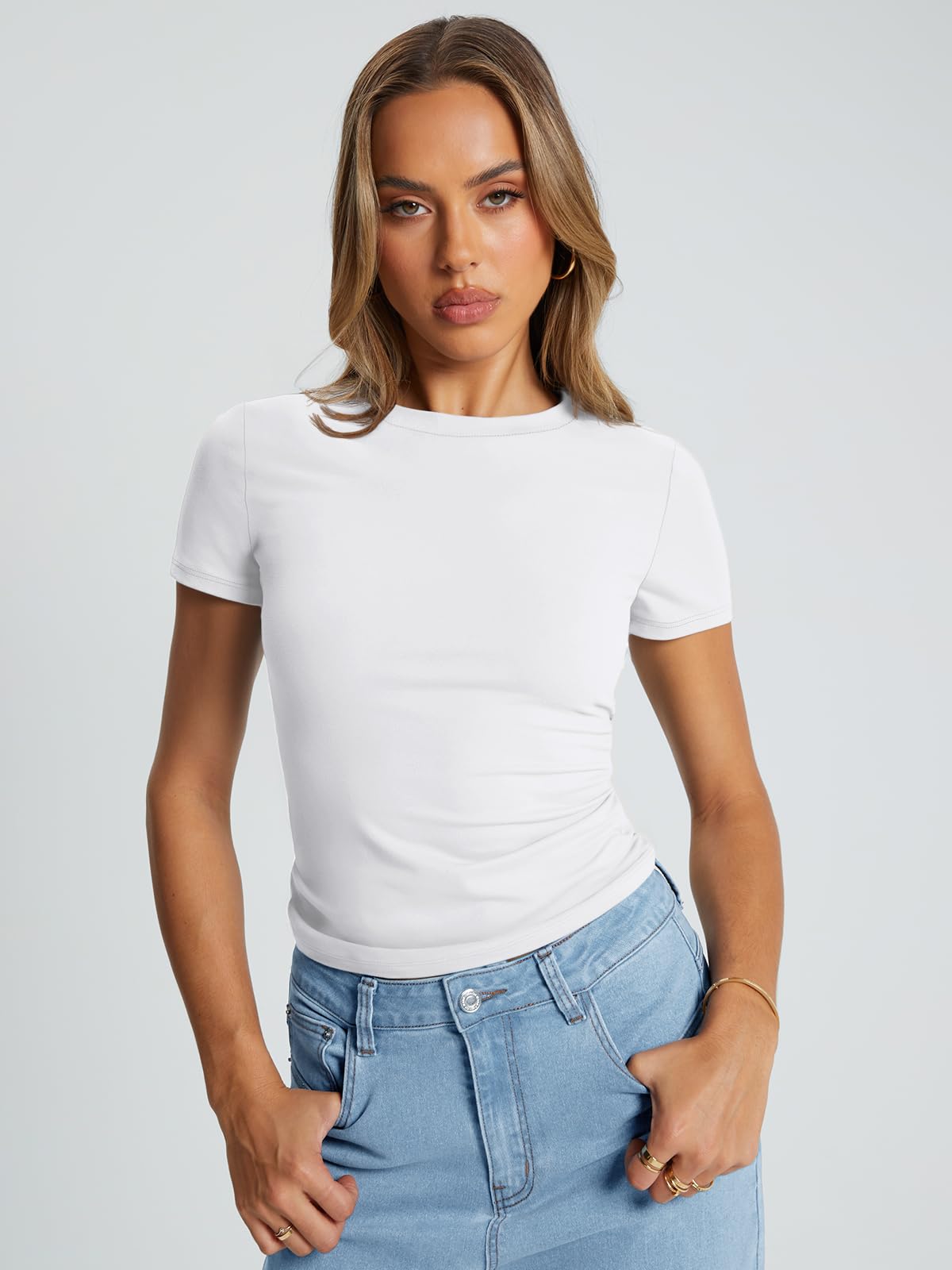 Trendy Queen Womens Basic Short Sleeve Slim Fit T Shirts Soft Crewneck Crop Y2k Tee Summer Cute Gym Fashion Clothes White Medium