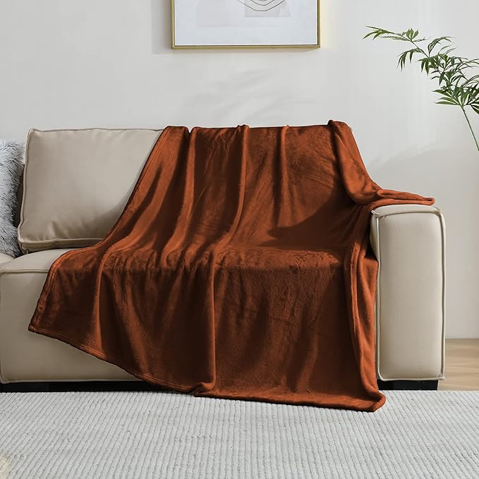 SOCHOW Flannel Fleece Blanket Twin Size, All Season Lightweight Super Soft Cozy Blanket for Bed or Couch, Caramel(60inch X80'')