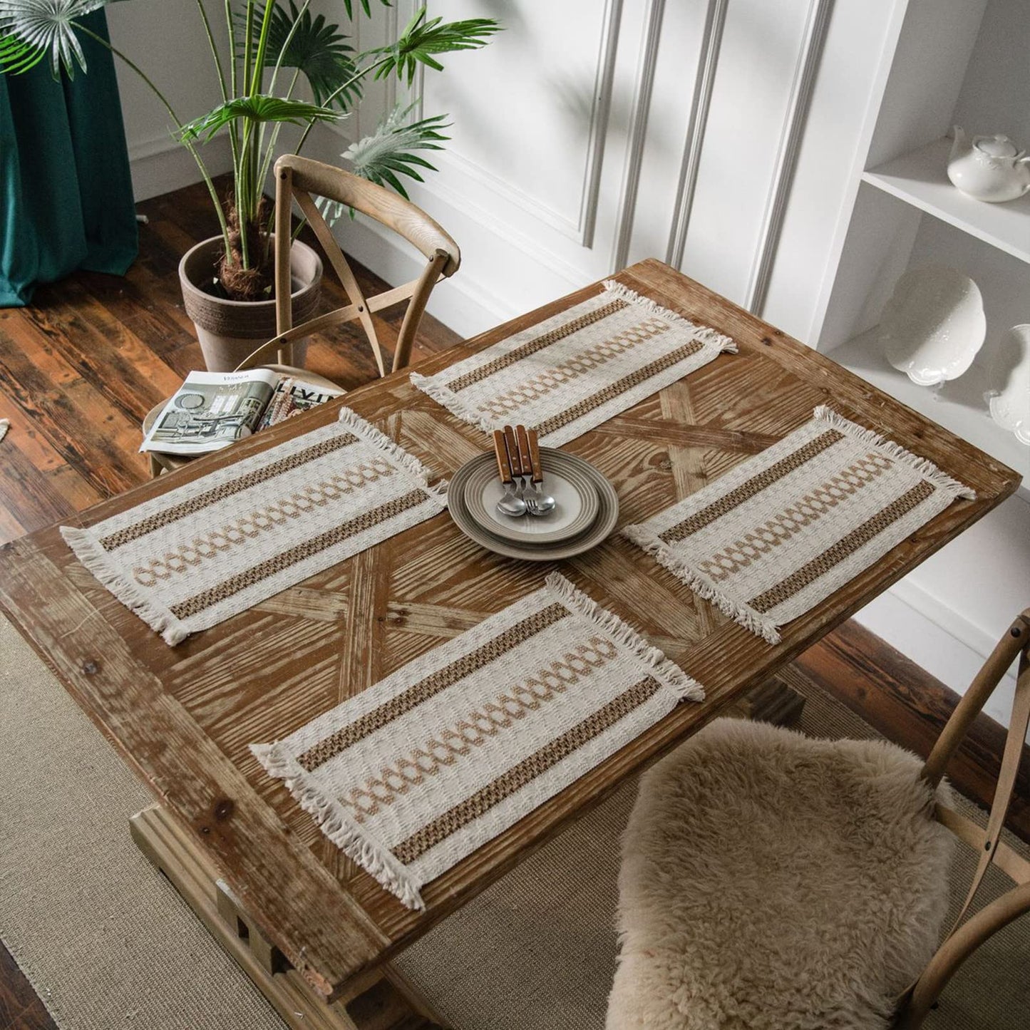 Set of 4 Farmhouse Burlap Placemats Rustic Woven Bohemian Placemats Cotton Linen Washable Place Mats for Wedding Home and Dining Christmas Table Decor